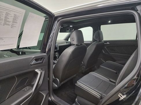 Used 2022 Volkswagen Tiguan SEL R-Line AWD/4WD image 27
