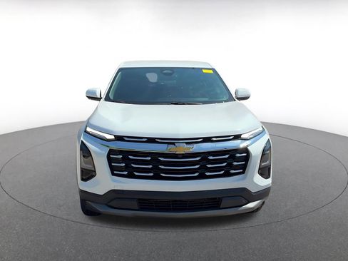 Used 2025 Chevrolet Equinox LT FWD image 4