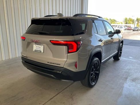 Used 2026 GMC Terrain Elevation w/ Elevation Premium Package FWD image 21