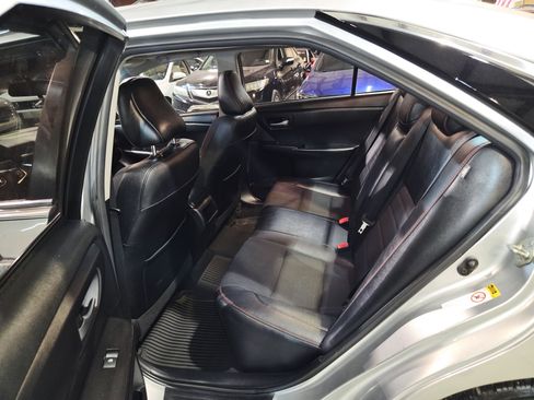 Used 2017 Toyota Camry SE w/ Moonroof Package FWD image 21