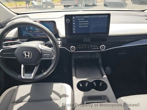 Used 2024 Honda Prologue EX image 22