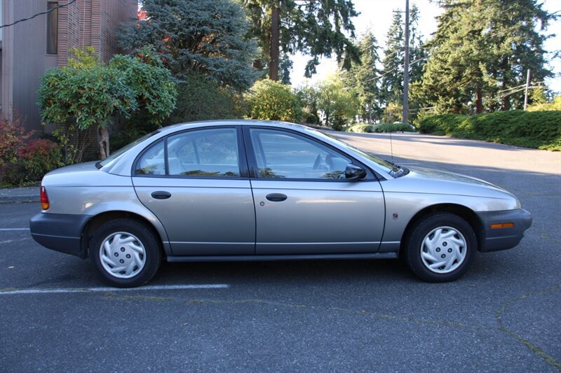 Used 1996 Saturn S-Series SL FWD image 11