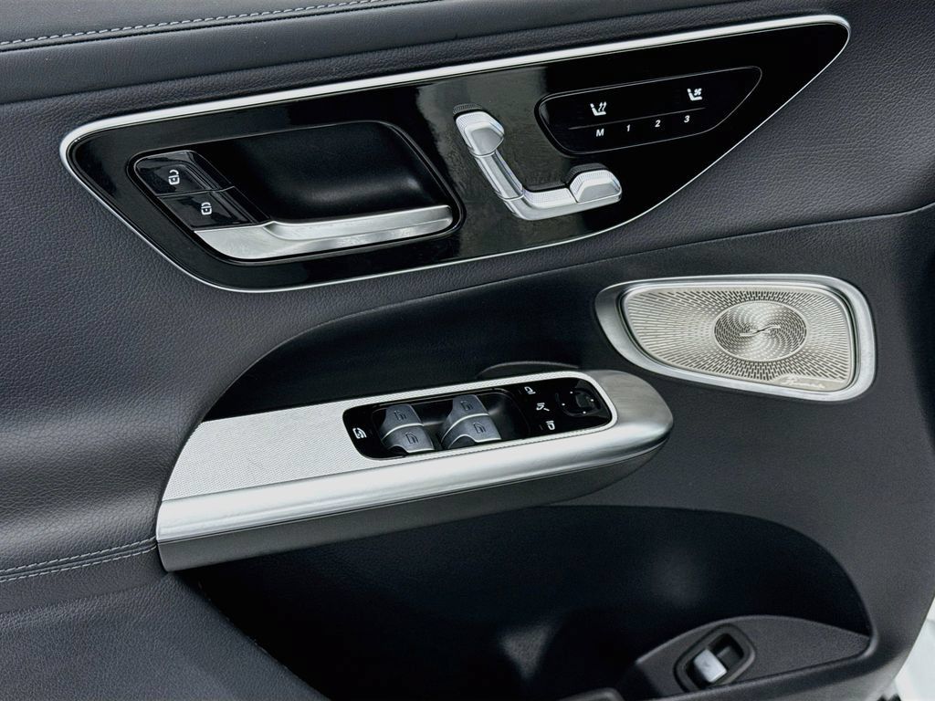 Certified 2026 Mercedes-Benz GLC 300 4MATIC image 22