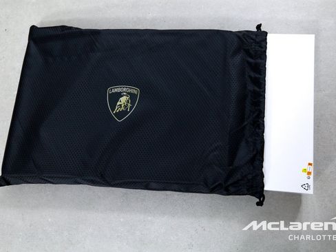 Used 2025 Lamborghini Urus S AWD/4WD image 31