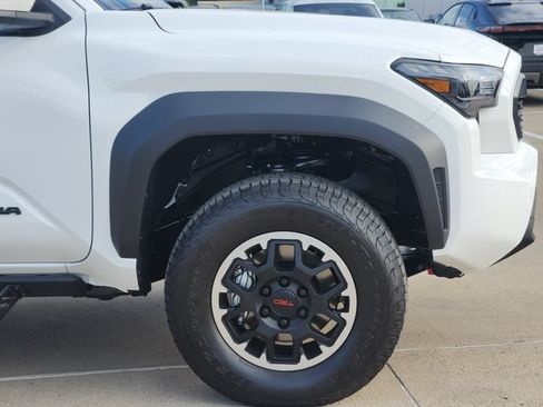 New 2026 Toyota Tacoma TRD Off-Road AWD/4WD image 6