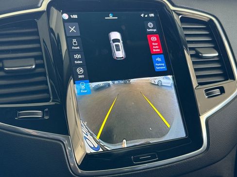Certified 2023 Volvo XC90 T8 Ultimate AWD/4WD image 20