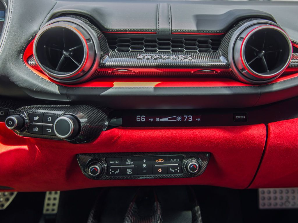 Used 2019 Ferrari 812 Superfast RWD image 27