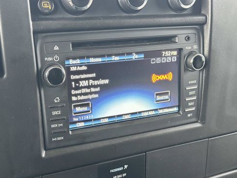 Certified 2017 Chevrolet Express 2500 image 30