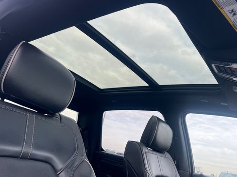 Used 2019 RAM 1500 Limited image 16