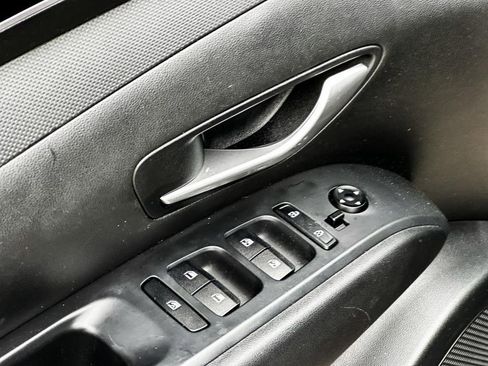 Used 2023 Hyundai Tucson SEL image 14