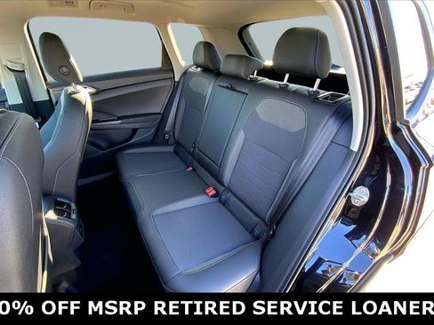 Certified 2025 Volkswagen Taos SE image 25