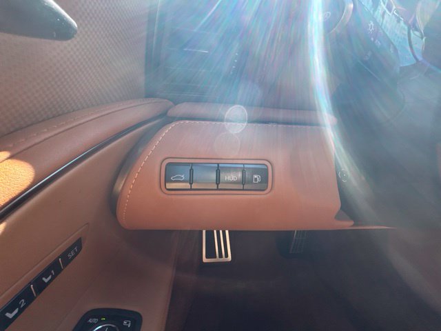 Used 2022 Lexus LC 500 Convertible w/ Touring Package RWD image 32