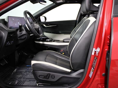 Used 2023 Kia EV6 GT-Line image 8