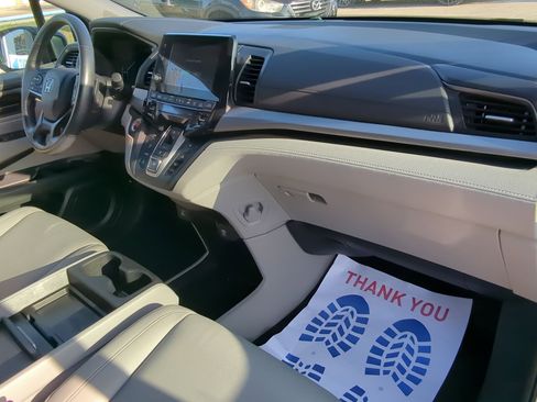 Certified 2024 Honda Odyssey EX-L image 32