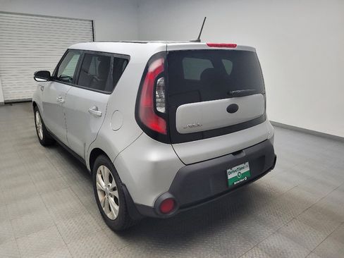 Used 2014 Kia Soul + FWD image 5
