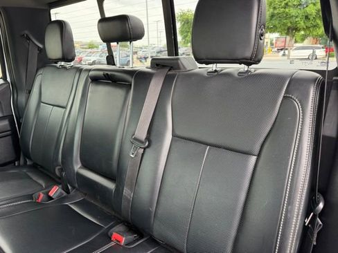 Used 2018 Ford F150 Lariat image 21