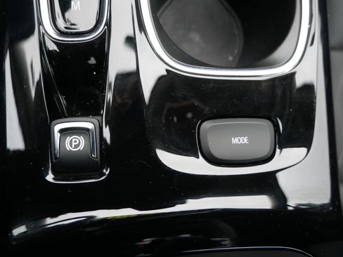 Used 2023 Buick Envision Avenir AWD/4WD image 24