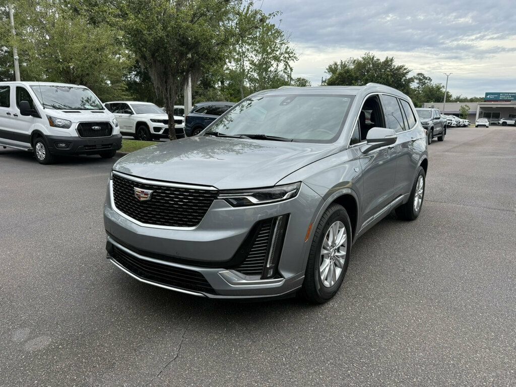 Used 2024 Cadillac XT6 Luxury FWD image 1