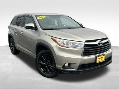Used 2016 Toyota Highlander Plus