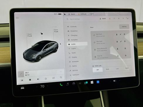 Used 2018 Tesla Model 3 Long Range RWD image 13