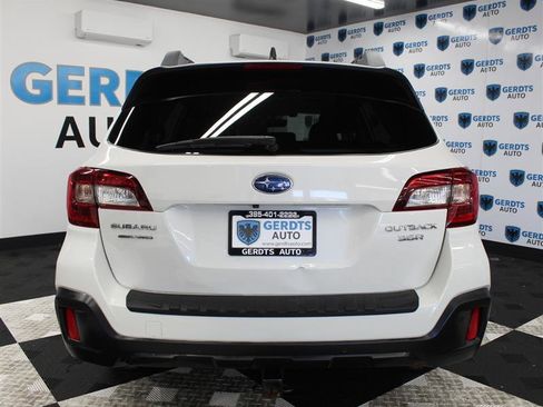 Used 2018 Subaru Outback 3.6R Limited AWD/4WD image 3