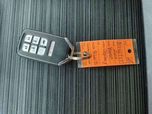 Used 2023 Honda Odyssey Elite image 27