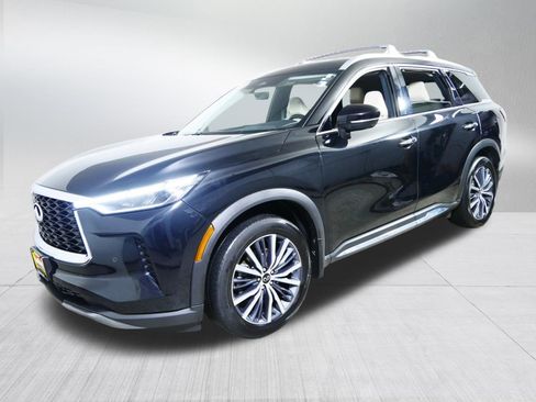 Used 2023 INFINITI QX60 Sensory w/ Cargo Package AWD/4WD image 3