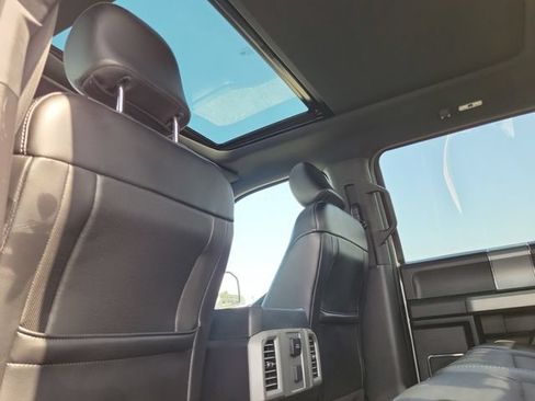 Used 2015 Ford F150 Lariat RWD image 10