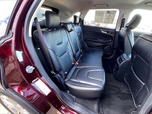 Used 2024 Ford Edge Titanium image 26