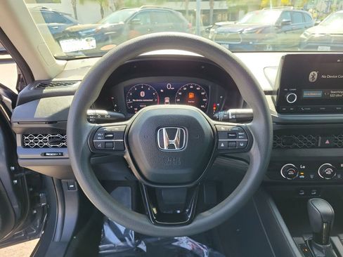 Used 2023 Honda Accord LX image 22