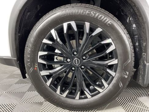 New 2026 Nissan Rogue SV image 12