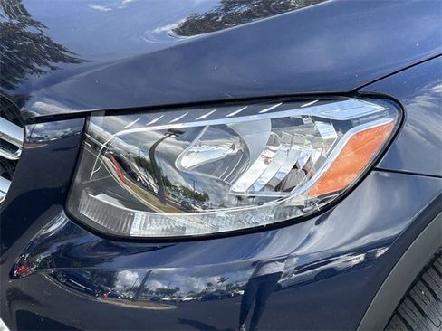 Used 2019 Mercedes-Benz GLC 300 4MATIC image 14