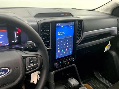 New 2025 Ford Ranger XL image 5