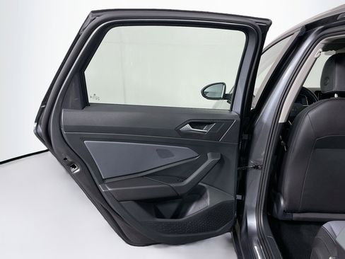 Used 2025 Volkswagen Jetta SE image 26