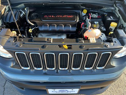 Used 2018 Jeep Renegade Sport w/ Power & Air Group AWD/4WD image 39