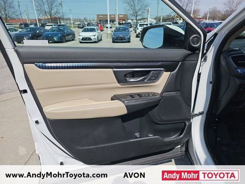 Used 2019 Honda CR-V Touring image 11