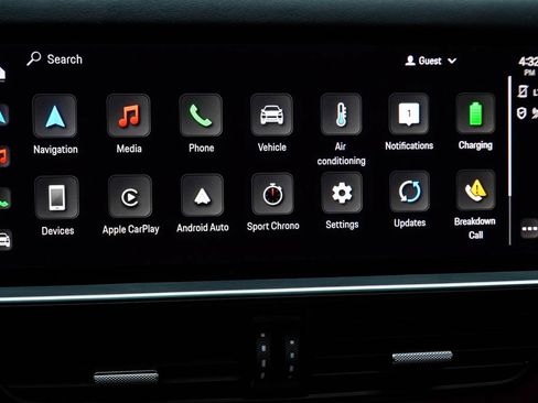 Used 2023 Porsche Cayenne w/ Premium Package AWD/4WD image 29