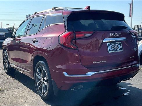 Used 2020 GMC Terrain Denali w/ GMC Pro Grade Package AWD/4WD image 5