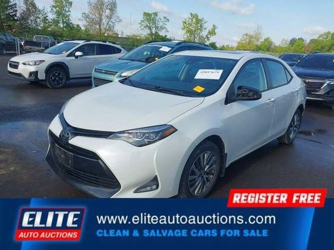 Used 2019 Toyota Corolla XLE FWD image 3