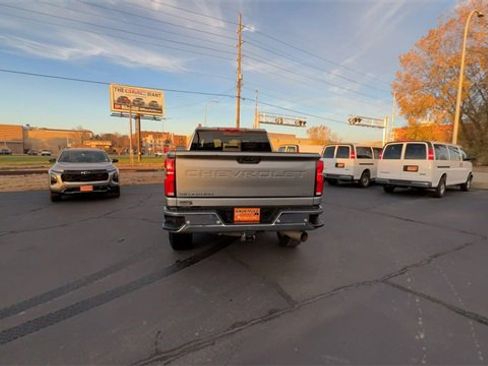 Used 2025 Chevrolet Silverado 2500 LTZ w/ LTZ Premium Package image 7
