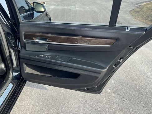 Used 2011 BMW ActiveHybrid 7 Li image 16