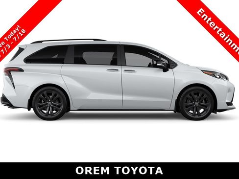 New 2026 Toyota Sienna XSE FWD image 12