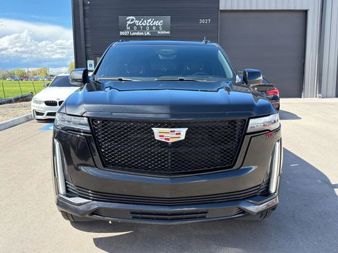 Used 2021 Cadillac Escalade ESV Sport w/ Driver Assist Tech Package image 3