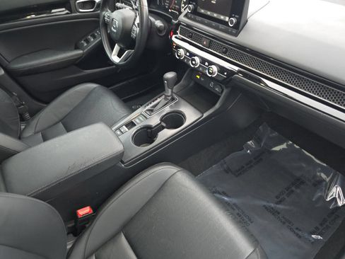 Used 2024 Honda Civic EX-L image 16