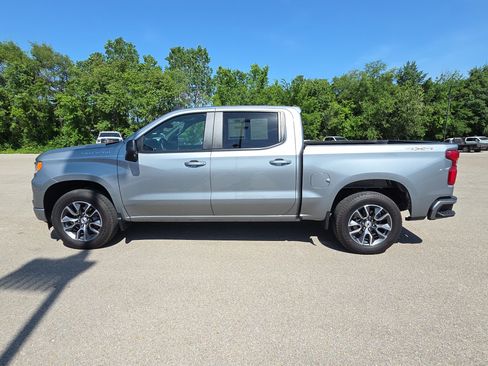 Used 2023 Chevrolet Silverado 1500 RST AWD/4WD image 5