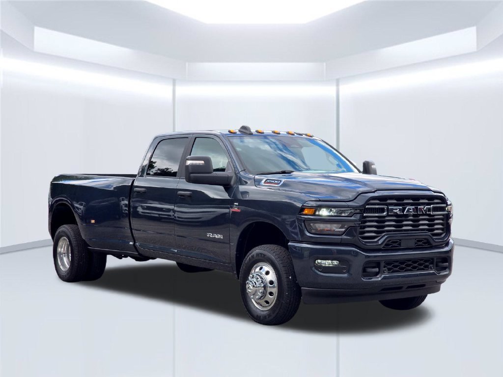 New 2026 RAM 3500 Big Horn AWD/4WD image 14