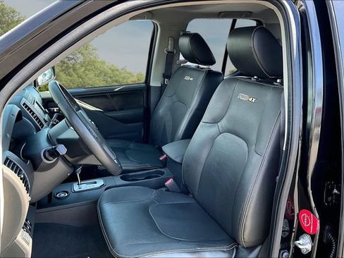 Used 2021 Nissan Frontier PRO-4X w/ Pro-4x Utility Package AWD/4WD image 21