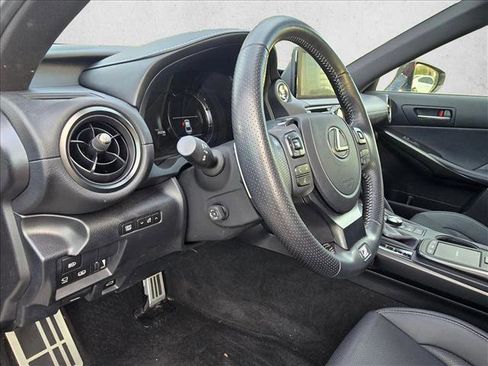 Used 2023 Lexus IS 350 F Sport image 10