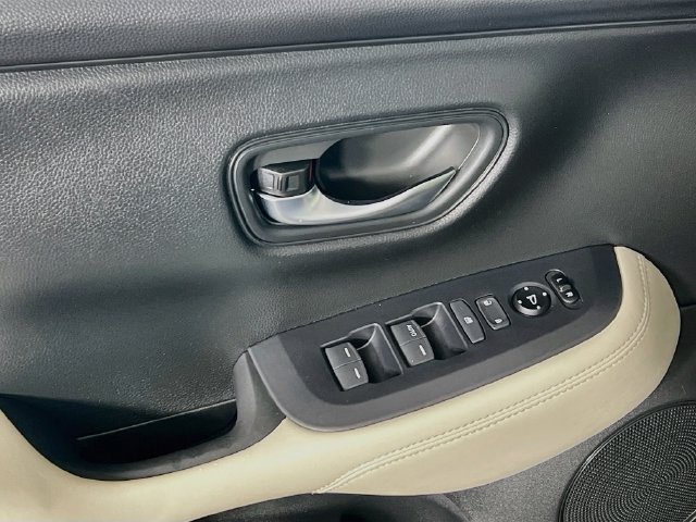 Used 2024 Honda HR-V LX image 20