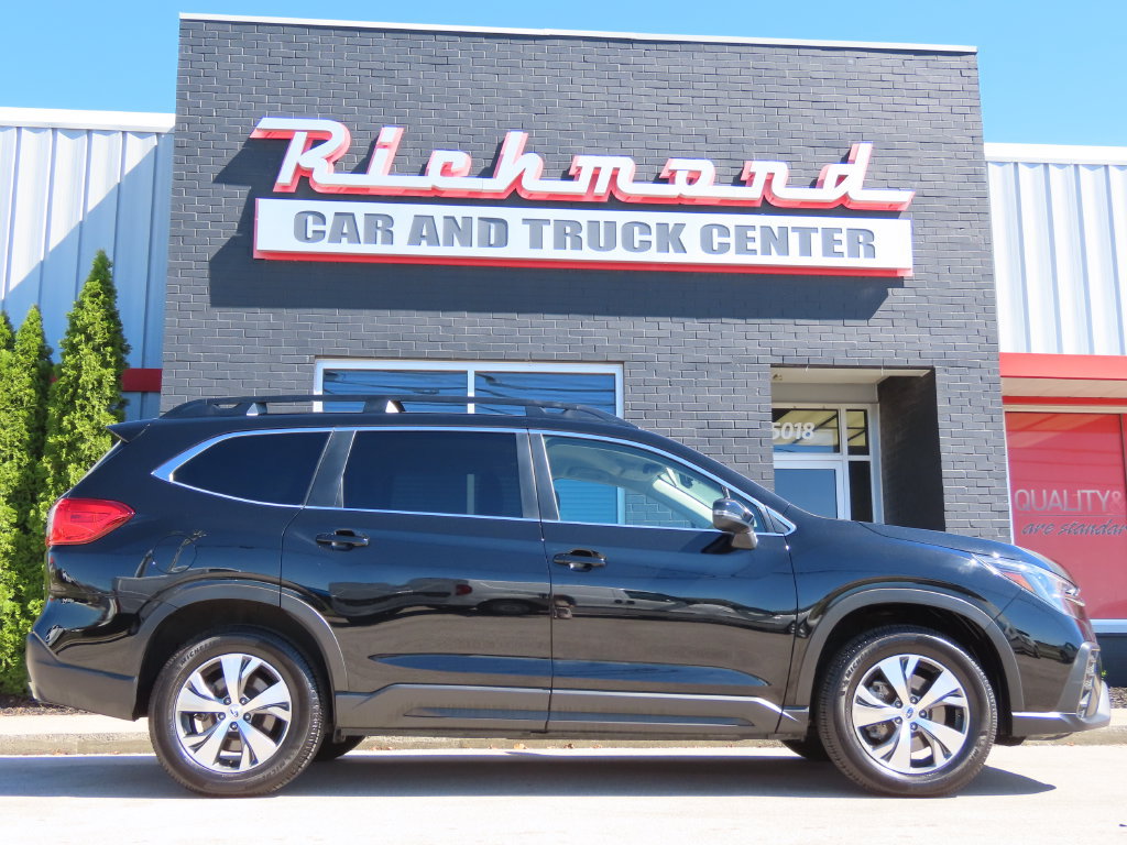Used 2023 Subaru Ascent Premium AWD/4WD image 3